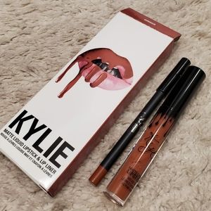 Kylie Cosmetics lip kit